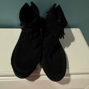 Minnetonka Black Suede Fringe Footwear